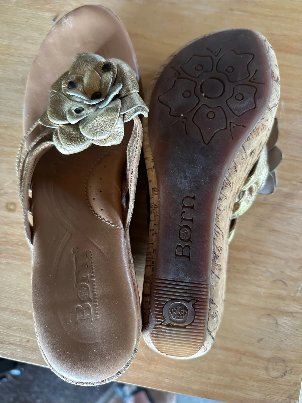Born Women's Metallic Gold Floral Leather Thong Sandals
